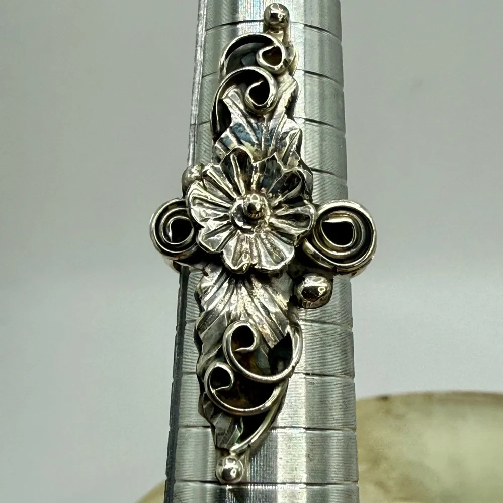 Native American 925 Floral Leaf Statement Ring by Harry B. Yazzie – NWOT